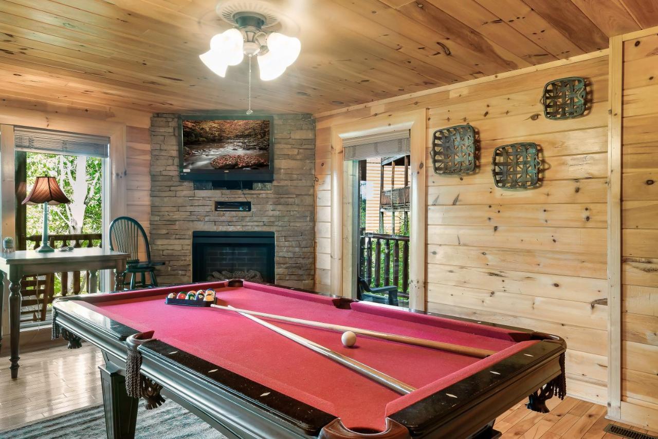 Summer Sale! Pool, Sauna, View, Hottub, Game Sevierville Esterno foto
