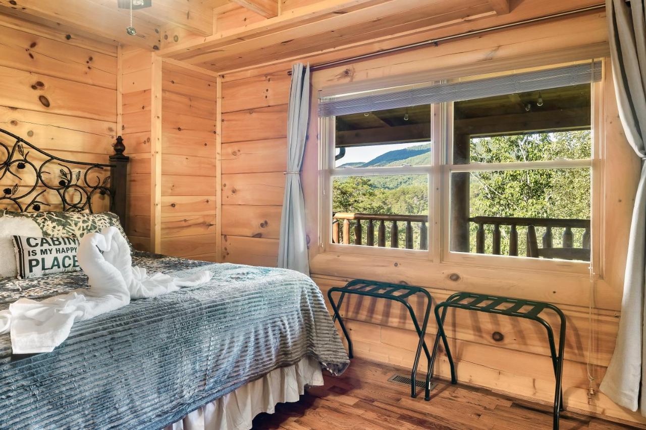 Summer Sale! Pool, Sauna, View, Hottub, Game Sevierville Esterno foto